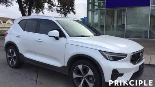 VOLVO XC40 2024 YV4L12UK4R2294972 image