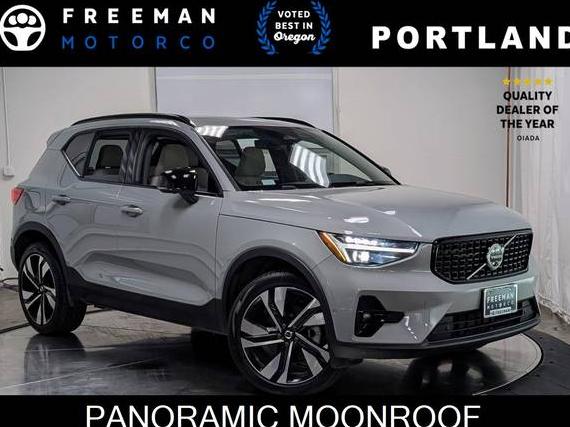 VOLVO XC40 2024 YV4L12UM0R2340413 image