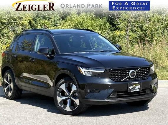 VOLVO XC40 2024 YV4L12UL3R2267433 image