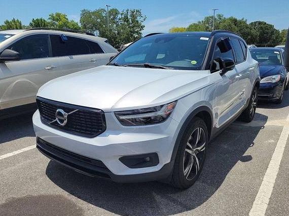 VOLVO XC40 2020 YV4162UM7L2343678 image
