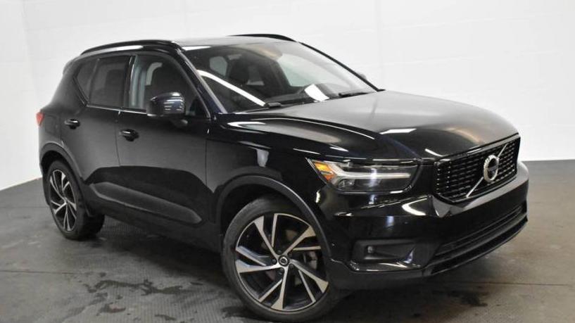 VOLVO XC40 2022 YV4162UM4N2723418 image