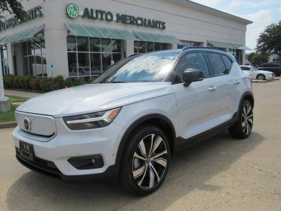 VOLVO XC40 2022 YV4ED3UR1N2651652 image