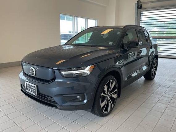 VOLVO XC40 2022 YV4ED3UB4N2719249 image
