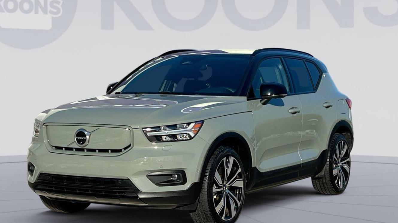 VOLVO XC40 2022 YV4ED3UR1N2706116 image