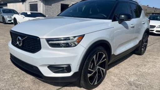 VOLVO XC40 2022 YV4162UM7N2755473 image