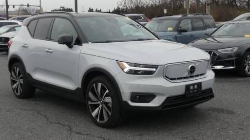 VOLVO XC40 2022 YV4ED3UR3N2705548 image