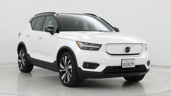 VOLVO XC40 2022 YV4ED3UB5N2708034 image