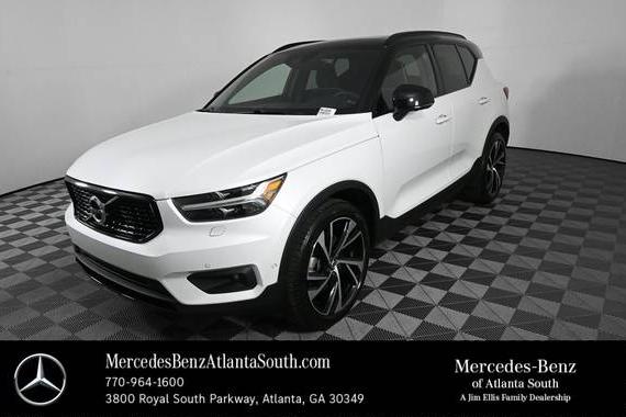 VOLVO XC40 2022 YV4162UM4N2758198 image