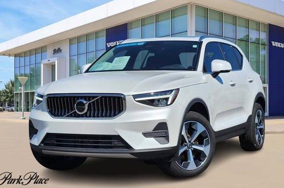 VOLVO XC40 2025 YV4L12UJ1S2465237 image VOLVO XC40 2025 YV4L12UJ1S2465237 image