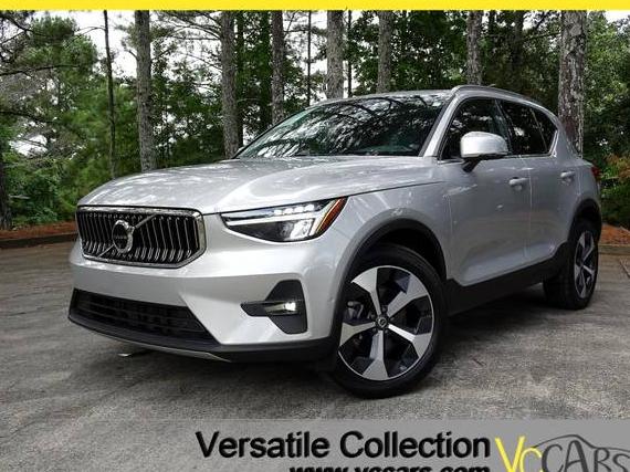 VOLVO XC40 2025 YV4L12UE0S2493064 image