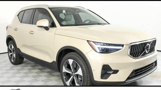 VOLVO XC40 2025 YV4L12UE2S2459529 image