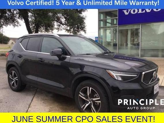 VOLVO XC40 2025 YV4L12UJXS2468444 image