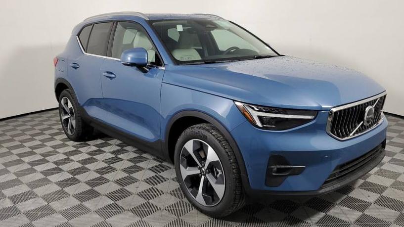 VOLVO XC40 2025 YV4L12UE2S2461703 image