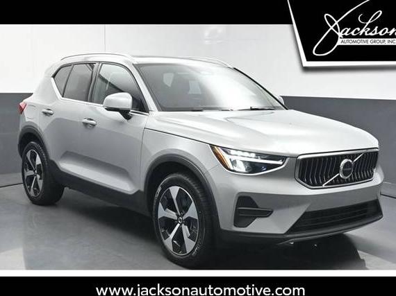 VOLVO XC40 2025 YV4L12UJ2S2536865 image