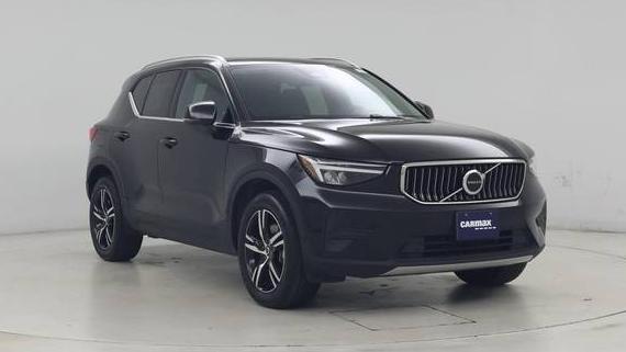 VOLVO XC40 2025 YV4L12UJ7S2556819 image VOLVO XC40 2025 YV4L12UJ7S2556819 image