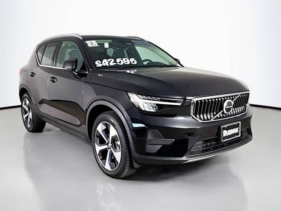 VOLVO XC40 2025 YV4L12UJXS2532949 image
