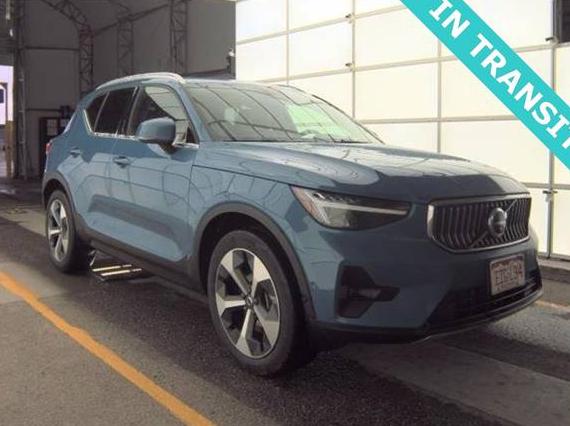 VOLVO XC40 2025 YV4L12UE2S2602172 image VOLVO XC40 2025 YV4L12UE2S2602172 image