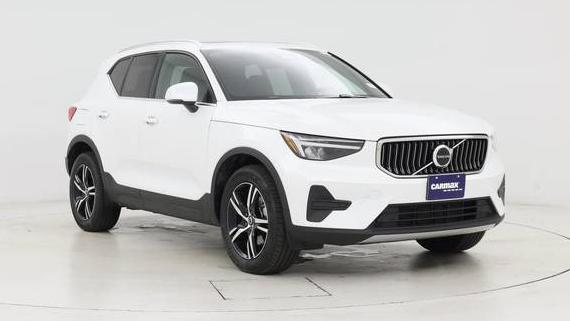 VOLVO XC40 2025 YV4L12UJ2S2472200 image