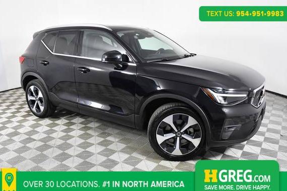 VOLVO XC40 2025 YV4L12UE5S2492055 image