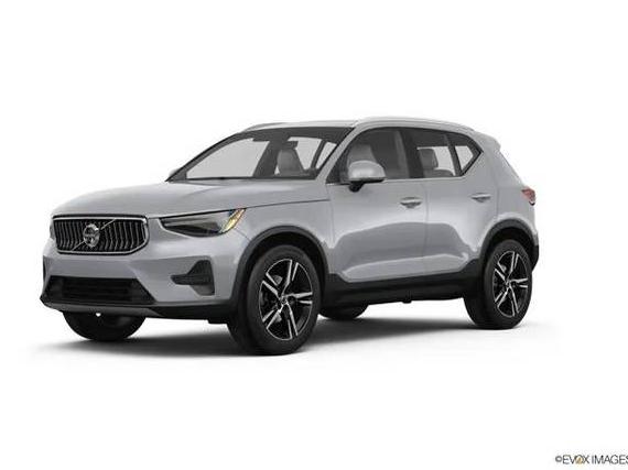 VOLVO XC40 2025 YV4L12UJXS2566695 image VOLVO XC40 2025 YV4L12UJXS2566695 image