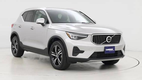 VOLVO XC40 2025 YV4L12UJ4S2473347 image
