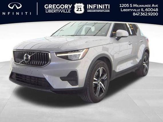 VOLVO XC40 2025 YV4L12UJ2S2473749 image