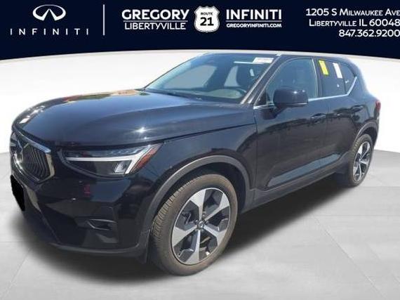 VOLVO XC40 2025 YV4L12UE0S2491010 image