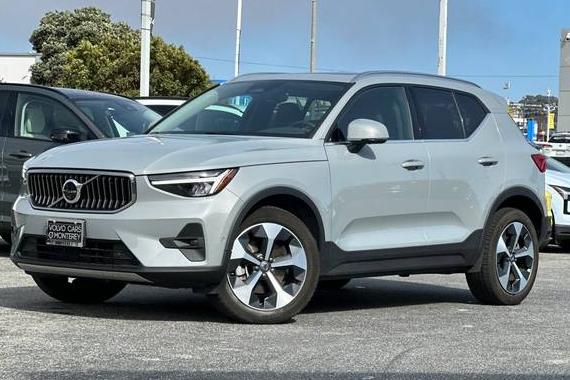 VOLVO XC40 2025 YV4L12UEXS2487269 image