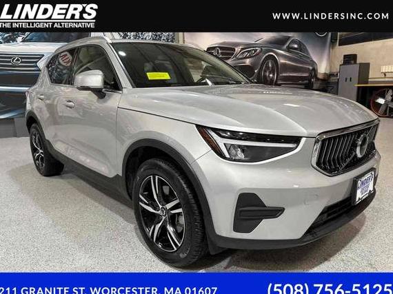 VOLVO XC40 2025 YV4L12UJ0S2565636 image