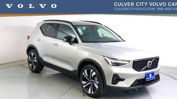 VOLVO XC40 2025 YV4L12UM9S2478473 image