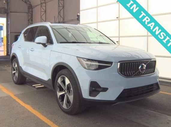 VOLVO XC40 2025 YV4L12UE1S2602065 image VOLVO XC40 2025 YV4L12UE1S2602065 image