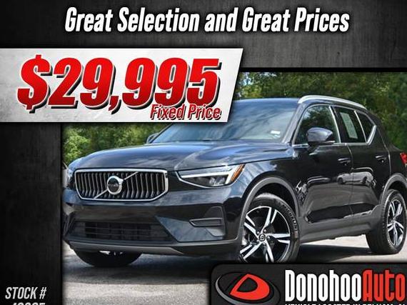 VOLVO XC40 2025 YV4L12UJ3S2474196 image VOLVO XC40 2025 YV4L12UJ3S2474196 image