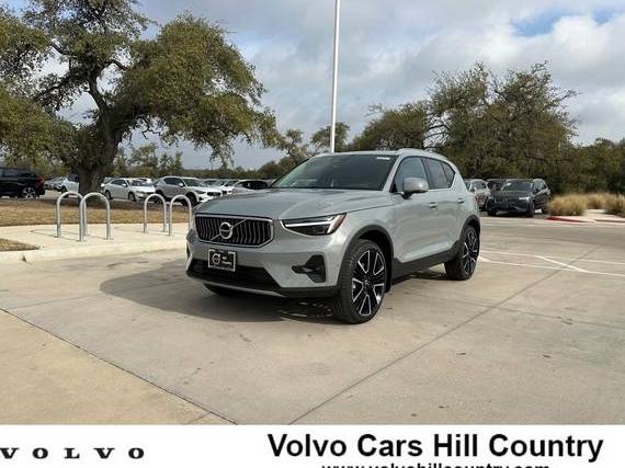 VOLVO XC40 2025 YV4L12UF3S2571085 image