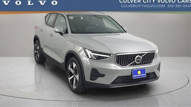 VOLVO XC40 2025 YV4L12UJ4S2498202 image