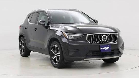 VOLVO XC40 2025 YV4L12UJ9S2475059 image