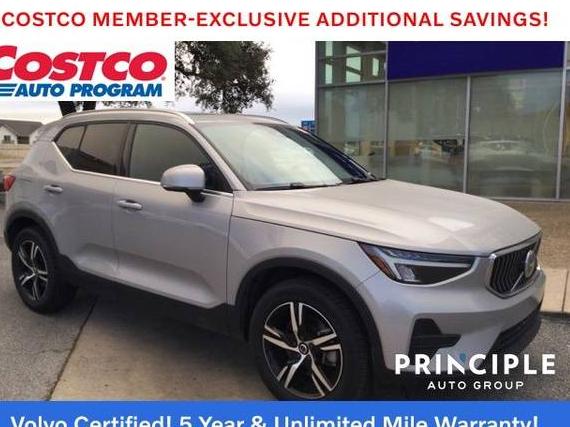 VOLVO XC40 2025 YV4L12UJ8S2470001 image