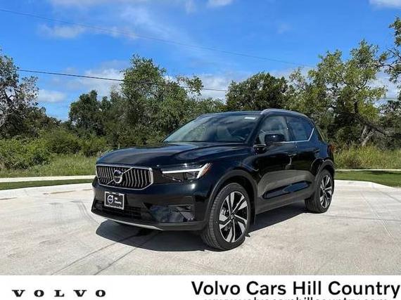 VOLVO XC40 2025 YV4L12UEXS2452408 image