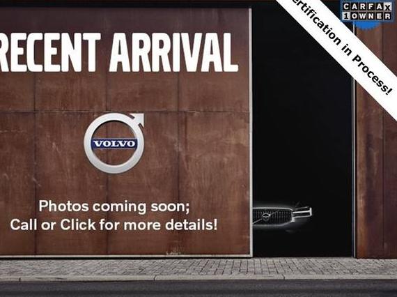 VOLVO XC40 2025 YV4L12UJXS2469660 image