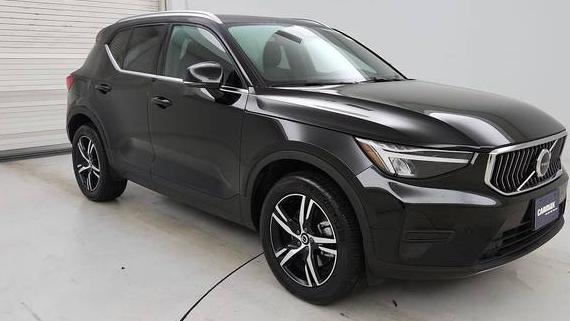 VOLVO XC40 2025 YV4L12UJXS2474339 image