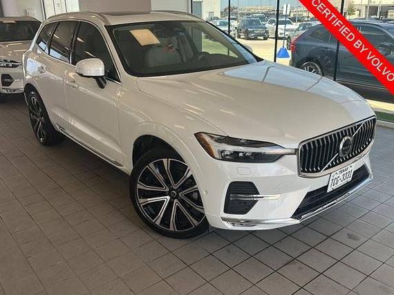 VOLVO XC60 2023 YV4L12RA1P1332158 image