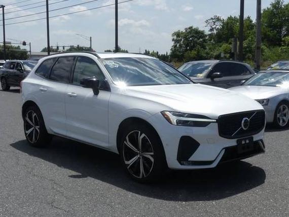 VOLVO XC60 2023 YV4062RX3P1261621 image