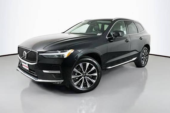 VOLVO XC60 2023 YV4L12RN2P1375619 image