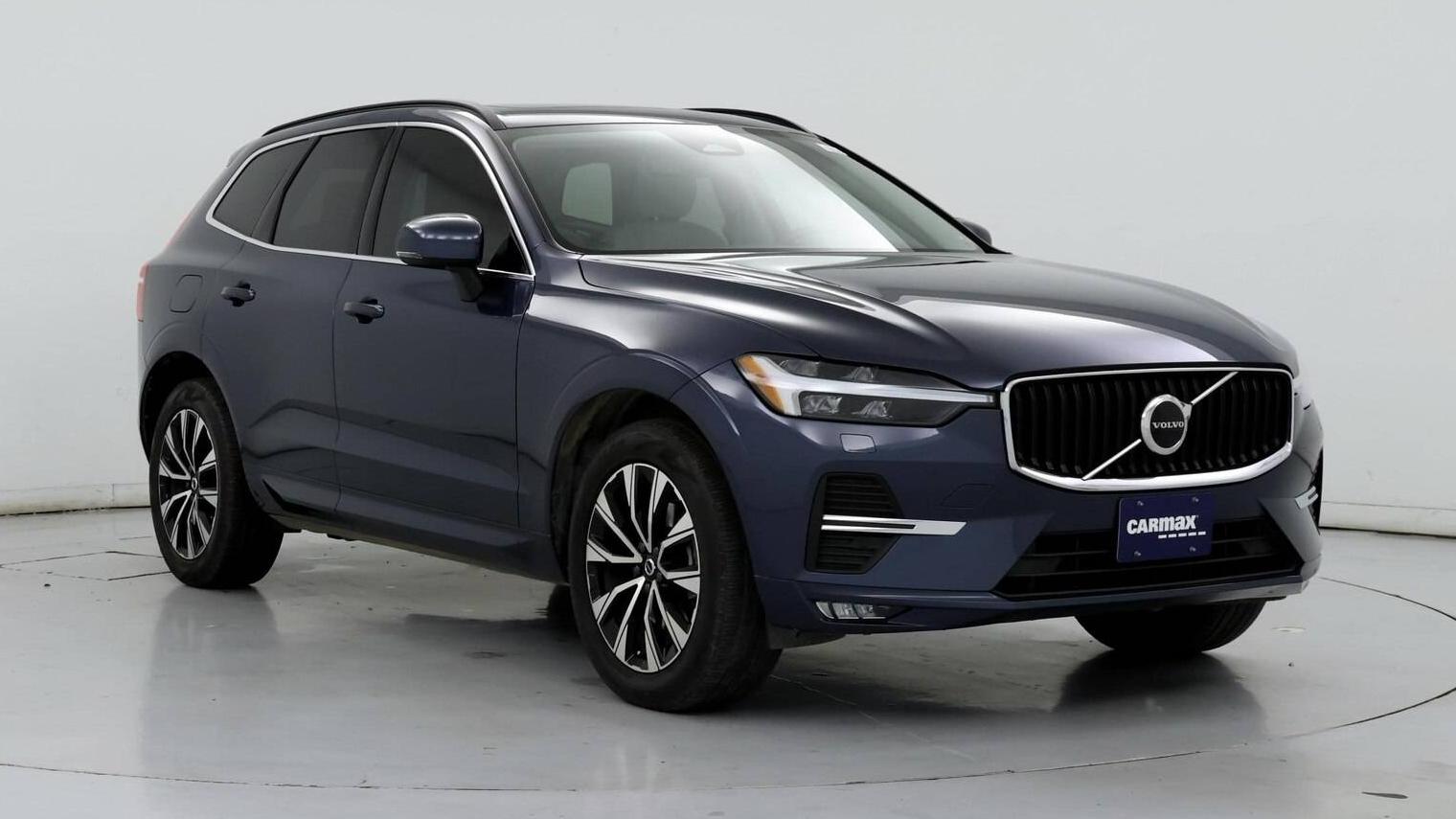 VOLVO XC60 2023 YV4L12DVXP1240136 image