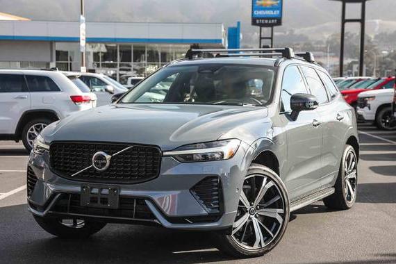 VOLVO XC60 2023 YV4H60DX8P1213045 image