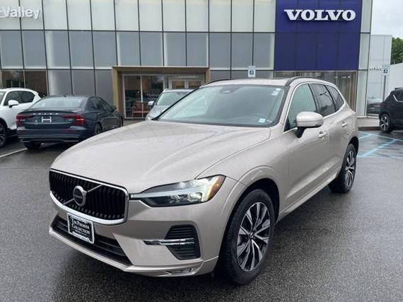VOLVO XC60 2023 YV4L12RK2P1239772 image