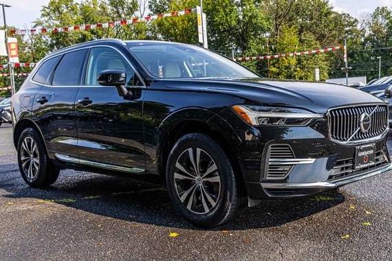 VOLVO XC60 2023 YV4H60DK1P1321222 image