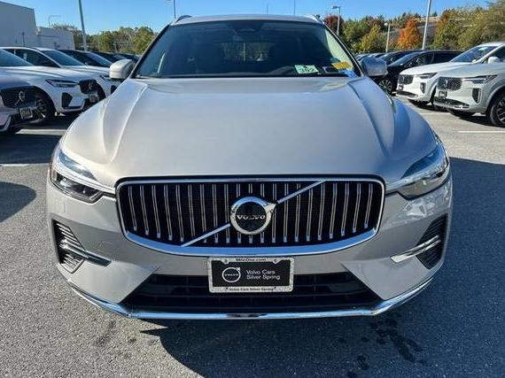 VOLVO XC60 2023 YV4L12RN7P1225862 image