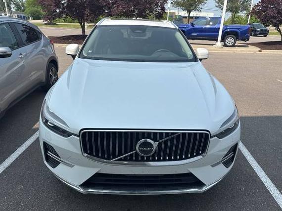 VOLVO XC60 2023 YV4L12RNXP1374735 image