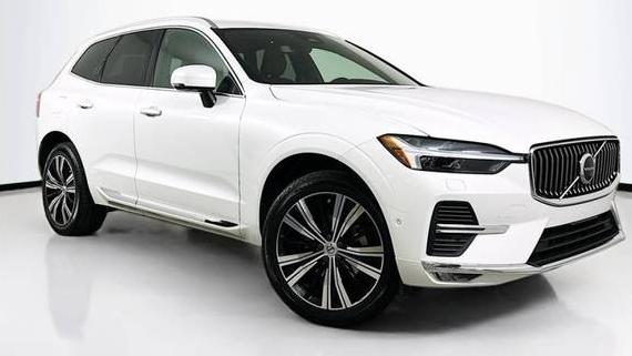 VOLVO XC60 2023 YV4L12RN6P1337889 image
