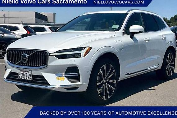 VOLVO XC60 2023 YV4H60DA7P1252933 image